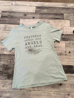Feathers Appear Tee